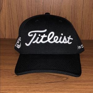 2016 Titleist Low Rise Performance Black Golf Hat